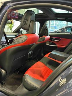 مرسيدس بنز C-Class